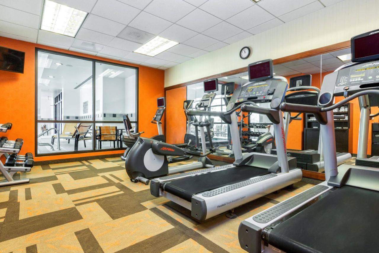 Courtyard By Marriott Houston Galleria Esterno foto