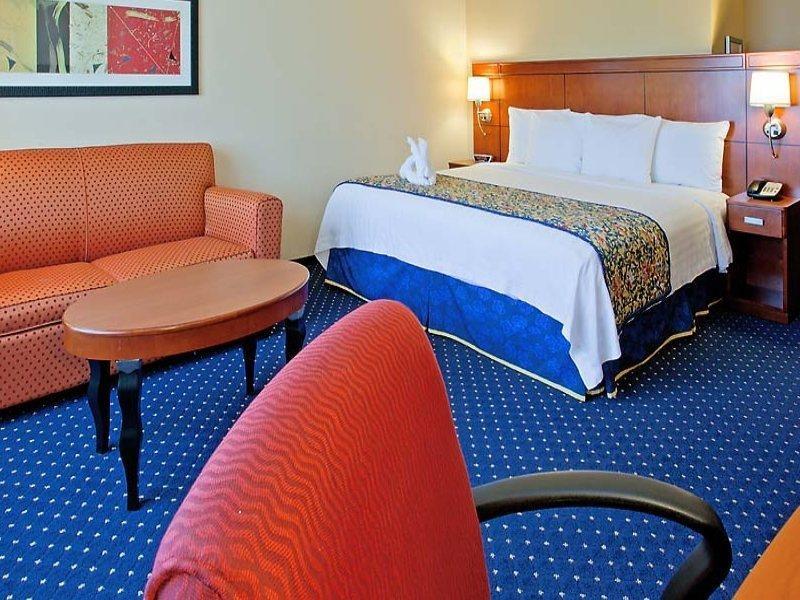 Courtyard By Marriott Houston Galleria Esterno foto