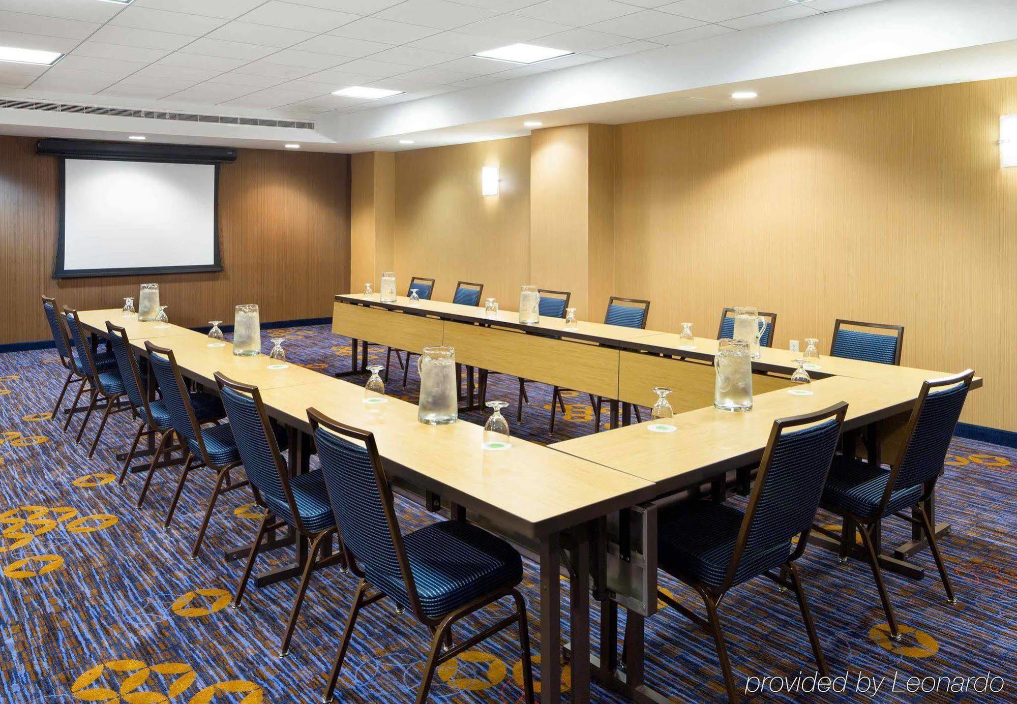 Courtyard By Marriott Houston Galleria Esterno foto
