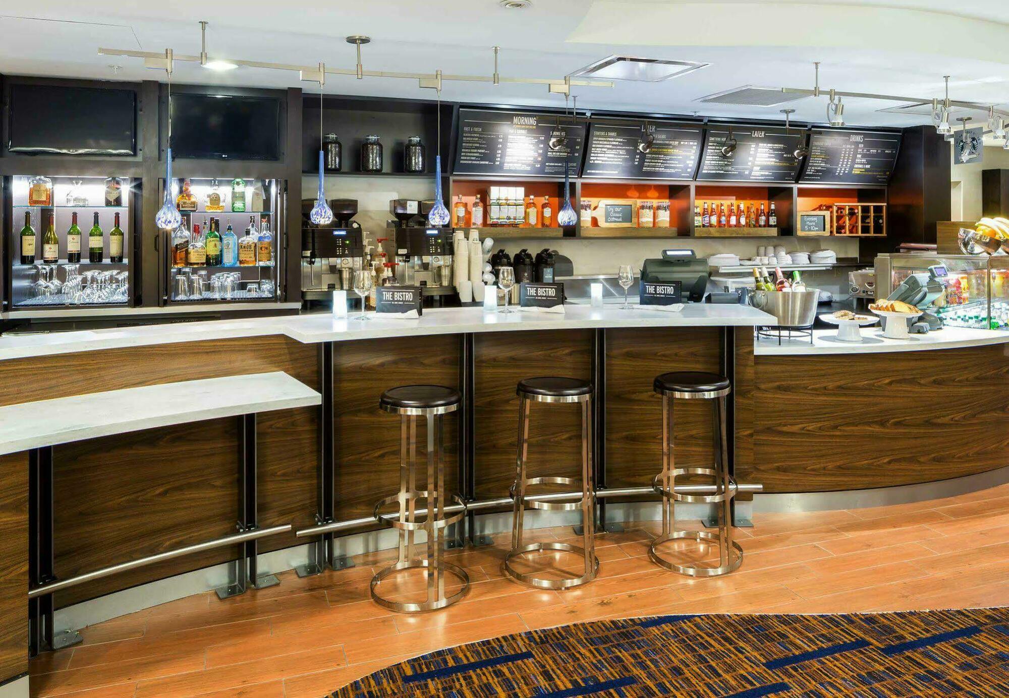 Courtyard By Marriott Houston Galleria Esterno foto